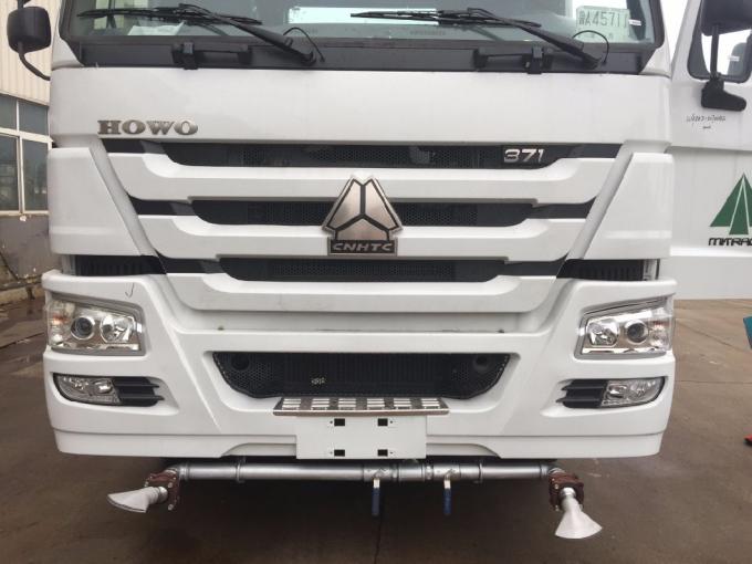 Sinotruk HOWO 6X4 25, 000 litros molha o caminhão