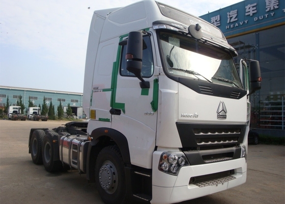 O ISO passou o caminhão de tanque de 10 Wheeler Sinotruk Howo Bulk Cement e o caminhão do trator com corpo do petroleiro do ³ de 50M