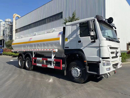 condução do caminhão de petroleiro 371hp de 6x4 20000L Sinotruk Howo LHD