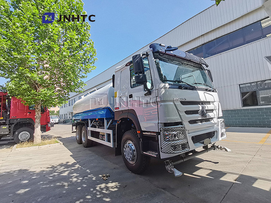 Sinotruk Howo 6x4 que polvilha o caminhão de tanque 351 da água - 450hp