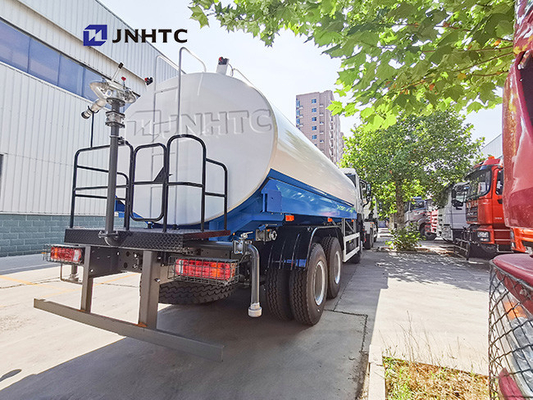 Sinotruk Howo 6x4 que polvilha o caminhão de tanque 351 da água - 450hp