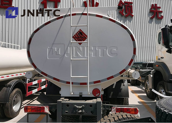 Caminhão de depósito de gasolina 6x4 de Sinotruk Howo 20000l 25000 litros