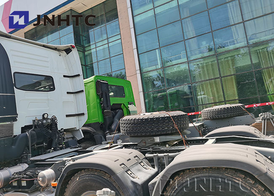 Tipo de condução do caminhão LHD do trator de Sinotruck Howo 6x4