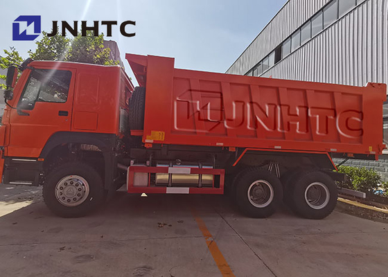 Caminhão basculante alaranjado HOWO 6x4 de Off Road 20 Cbm Sinotruck