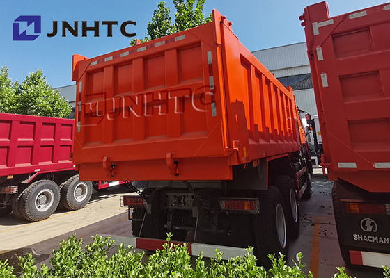 Caminhão basculante alaranjado HOWO 6x4 de Off Road 20 Cbm Sinotruck