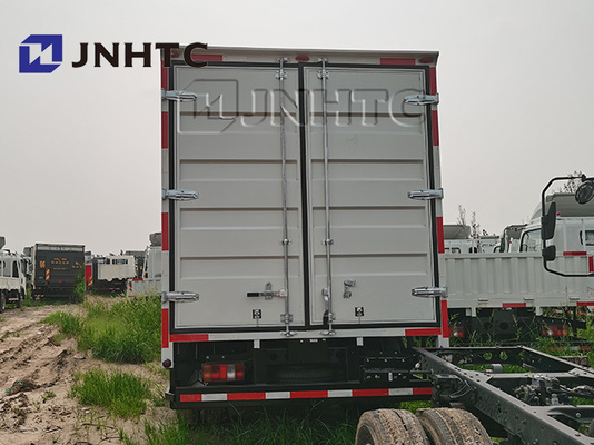 Carga clara de 5 toneladas diesel Van Truck Sinotruk Howo do combustível 4x2