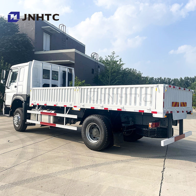 Sinotruk howo Cargo Truck 4x2 25 Tons 300hp barato e bom para venda