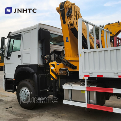 Todos os giros Howo Grão de braço dobrável 6x4 400hp 10-20T Carga com guindaste