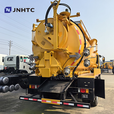 Novo caminhão de sucção de água Sinotruk HOWO 8cbm aspirador de resíduos sanitários para venda
