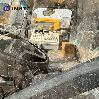 China Venda Quente Howo 4 Cbms Estrada Distribuidor de Asfalto Inteligente Caminhões NOVO Sprayer de Bitume Caminhão de Distribuição de Asfalto