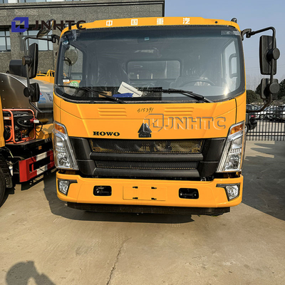 China Venda Quente Howo 4 Cbms Estrada Distribuidor de Asfalto Inteligente Caminhões NOVO Sprayer de Bitume Caminhão de Distribuição de Asfalto