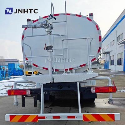 Pequeno caminhão de água quente BEIBEN 6X4 300HP/380HP 10 rodas 25m3 para venda