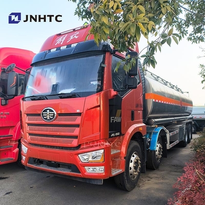 NOVO FAW J6L 350HP 8X4 28000L 35000L 30000lL Caminhão de tanque de combustível de alta qualidade