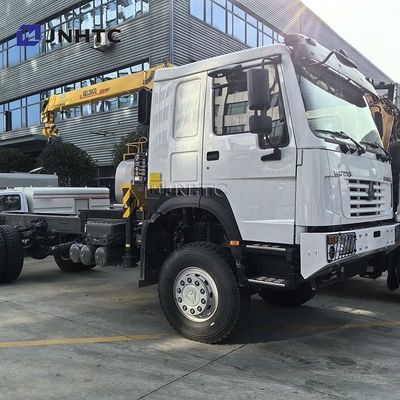 Melhor caminhão de carga a diesel HOWO 4x4 6 Wheeler Chassis com guindaste de alta qualidade