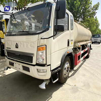 China Howo Tanke caminhão de água 4x2 caminhões de água leve 10cbm caminhão de sprinkler de água