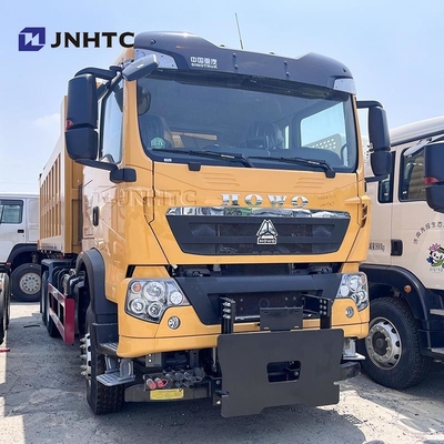 Novo caminhão de limpeza de limpeza de neve para estrada HOWO 400HP 300L 6X4 para venda