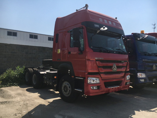prima do trator de Sinotruk Howo7 da cabine de 371hp HW79 - caminhão do motor com 2 dorminhocos