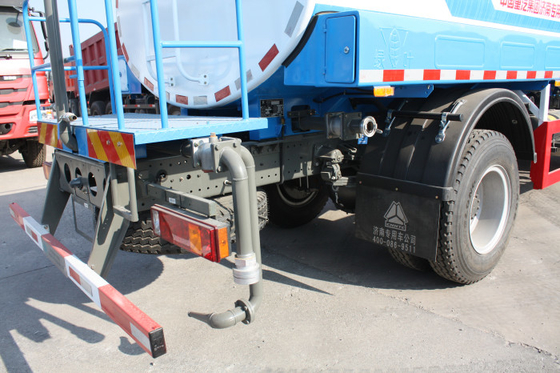 10 rodas 336hp prova do tempo do caminhão da água de 5000 galões com taxa de fluxo do ³ /H de 60m