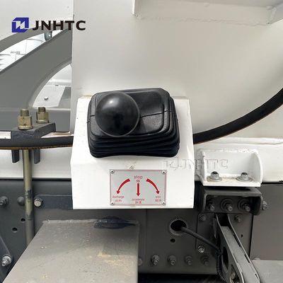 HOWO Caminhão de mistura de cimento Novo/usado Caminhão de mistura de cimento Montado Caminhão de mistura de cimento Caminhão de bomba barato e bom