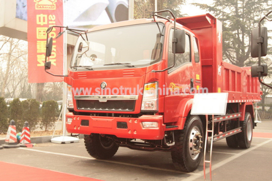 12 de HOWO 4×2 da luz toneladas de caminhão basculante do dever com 105HP EuroIII dianteiro levantando 6 pneus