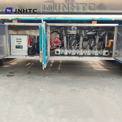 Sinotruk Howo Cisterna de combustível Cisterna de combustível de alumínio de liga de alumínio de 6 rodas 10000 litros com distribuidor de óleo