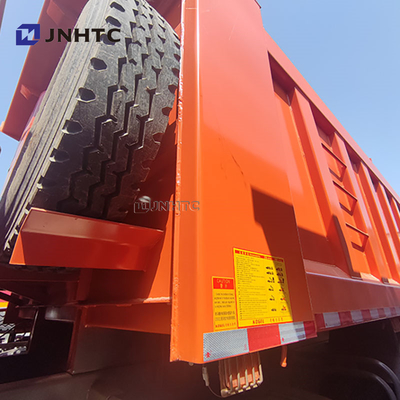 China Famous Brand HOWO Tipper Trucks 6X4 400HP Dump Truck Transportando em África Venda Quente