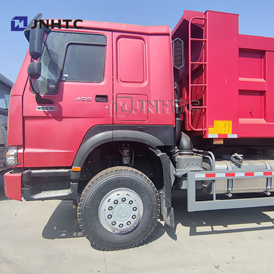 China Famous Brand HOWO Tipper Trucks 6X4 400HP Dump Truck Transportando em África Venda Quente
