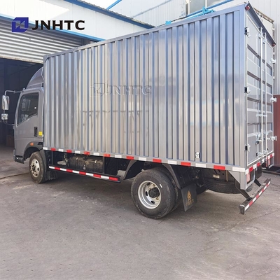 China caminhão leve HOWO Van Tank Cargo 4X2 116hp 6 Wheels Box Truck para venda