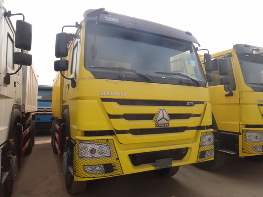 O caminhão basculante amarelo de 371hp 20M3 RHD Sinotruk Howo 6x4 para 40-50 toneladas carrega