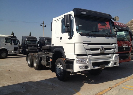 6x4 aprontam - o caminhão do veículo com rodas do caminhão 10 da cabeça do trator do caminhão do motor