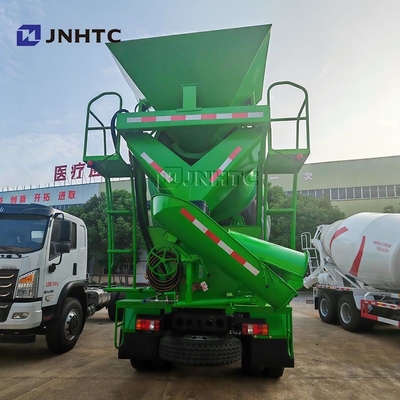 HOWO 4×2 caminhão de mistura de concreto leve 3 metros cúbicos 4,5 toneladas resistente às intempéries caminhão de mistura de concreto