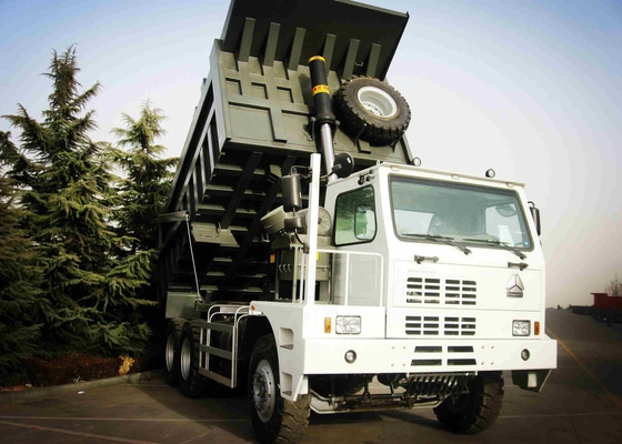 O caminhão basculante da mineração de SINOTRUK HOWO 6*4 371HP 70 toneladas carrega para a indústria da construção