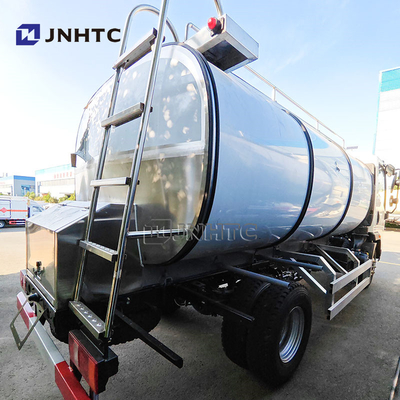 Sinotruk Howo 4x2 Camião de combustível leve de óleo Cisterna de 4200 litros Caminhões de combustível de óleo diesel
