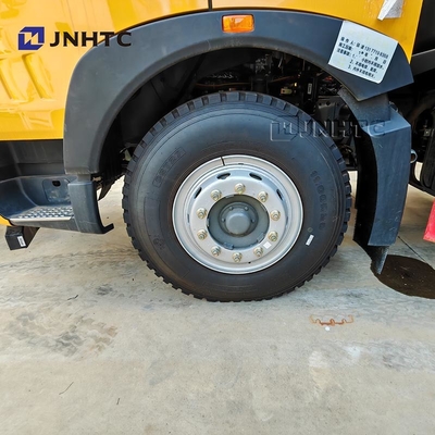 Howo TX Road Salt Spreader Máquina de derretimento de neve 6X4 350HP Caminhão de limpeza de neve adequado