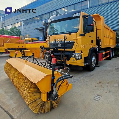 Howo TX Road Salt Spreader Máquina de derretimento de neve 6X4 350HP Caminhão de limpeza de neve adequado