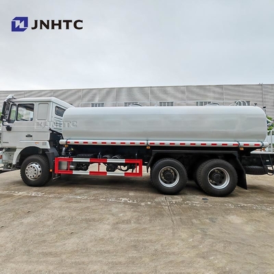 Novo caminhão de transporte de água SHACMAN 6*4 Tipo 20CBM limpeza rodoviária Sprinkler caminhão venda