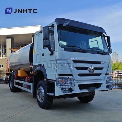 HOWO 4X2 340HP Intelligent Bitumen Spreader Equipamento de pulverização de asfalto caminhões