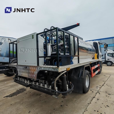 Equipamento de pulverização de asfalto Shacman caminhões 4X2 160HP Intelligent Bitumen Spreader para venda