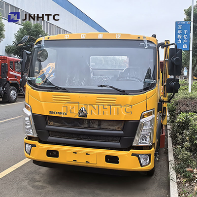 HOWO LIGHT Double Deck Flatbed Road Rescue Wrecker Removação de caminhão para venda