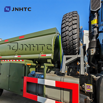 Howo Oil Tanker Trucks 4X4 All Wheel Drive Transporte de combustível