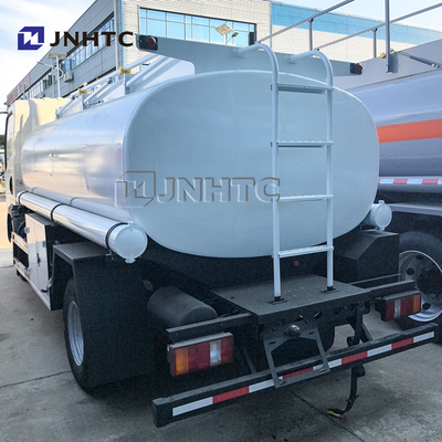 Sinotruk Howo Mini Light Oil Tank 4x2 3000L Caminhão-tanque de combustível