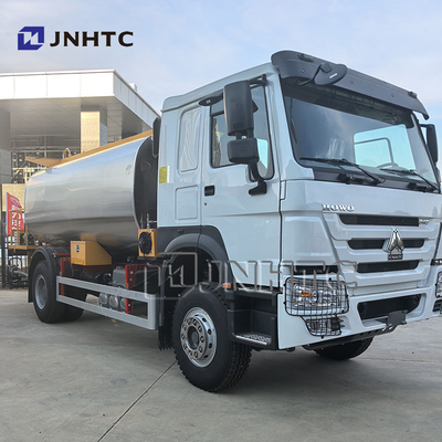 HOWO 4X2 Trailers de construção rodoviária distribuidores de asfalto caminhão com barras de pulverização para a preparação de asfalto