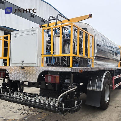 HOWO 6 Roda Asfalto Distribuidor de Bitumeno Bitumeno Sprayer caminhão para venda