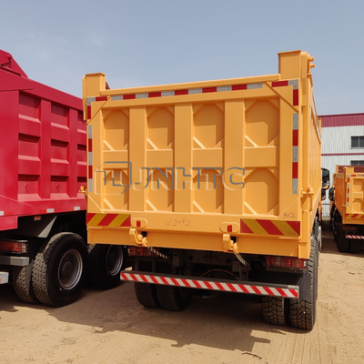 Sinotruck HOWO Tx Dumper Truck 8X4 371HP 12 Wheeler 40ton Direito de Direito
