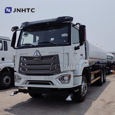 Howo NX 6x4 10 Carrinho de irrigação de pulverização de rodas Carrinho de água de tanque de água caminhão 15000 20000 litros