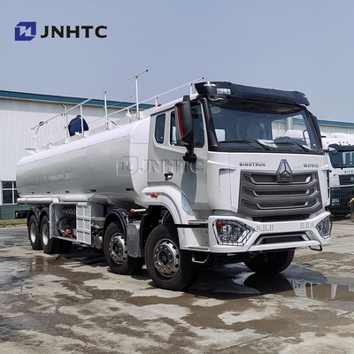 Howo NX Water Trnasporting Truck 8X4 380HP 12 rodas da China