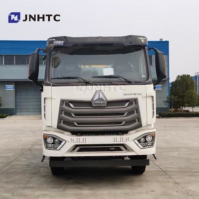 HOWO NX Equipamento de pulverização de asfalto caminhões 4X2 2206HP para venda