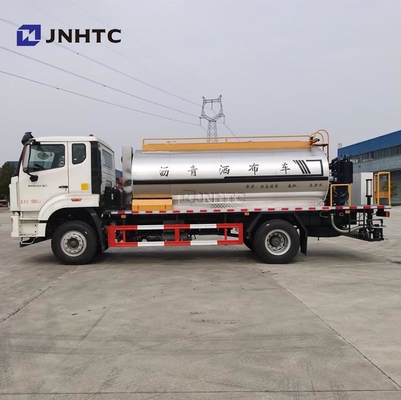 HOWO NX Equipamento de pulverização de asfalto caminhões 4X2 2206HP para venda
