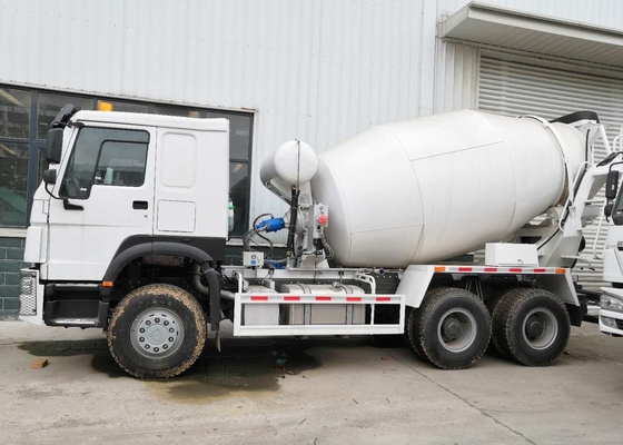 Sinotruk Howo 6x4 10 roda a capacidade concreta do motor diesel 10CBM do caminhão do agitador