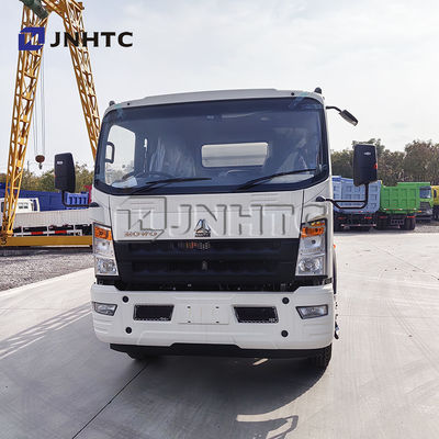 Sinotruk Howo Caminhão de Carga Leve 10 Toneladas Novo 4x2 4x4 Tração Diesel Combustível Direção à Direita para Venda